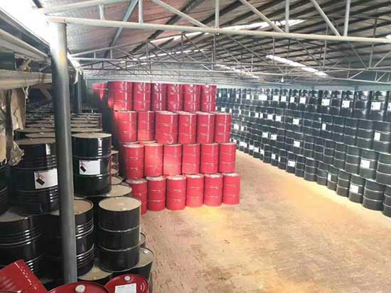 聚脲涂料管道內(nèi)壁防腐蝕原料(圖1) 雙組份聚脲涂料