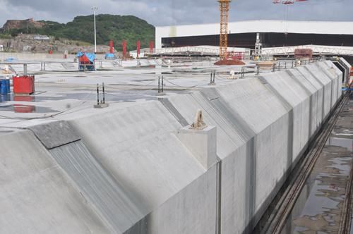 聚脲防水涂料(圖2) 雙組份聚脲防水涂料混凝土噴涂案例